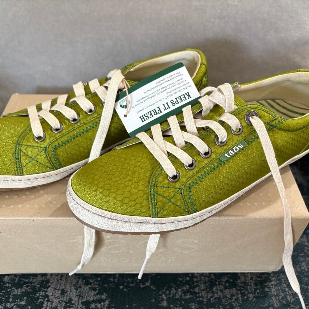 Taos Sneakers